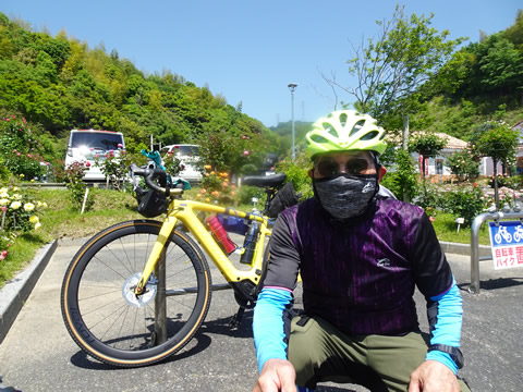 冠梅園自転車置き場