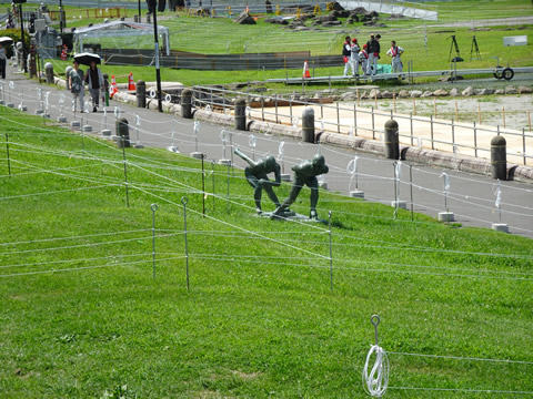 スケートのモニュメントがありました