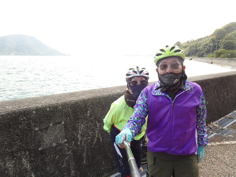 多々羅大橋をバックに