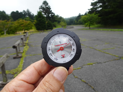 標高895ｍで涼しく２５度位