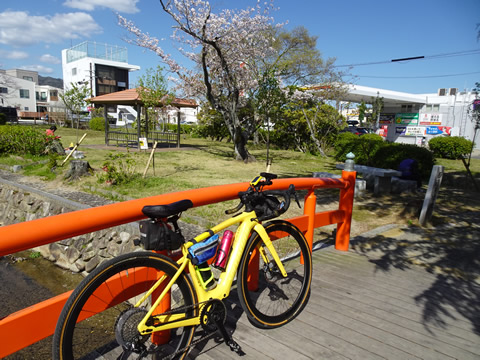 西ヶ原緑地公園