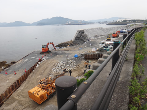 恋ヶ浜の道路工事現場