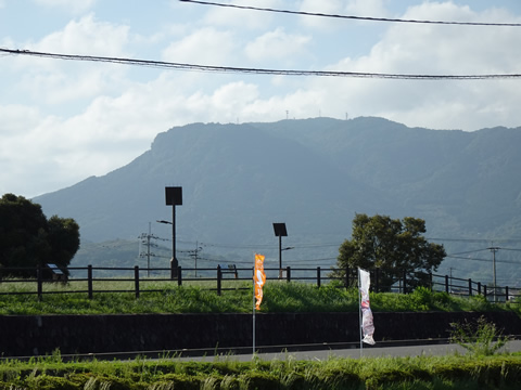 正面は八面山？